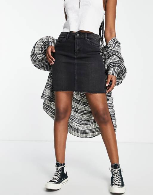 Vero Moda mini denim skirt in black | ASOS