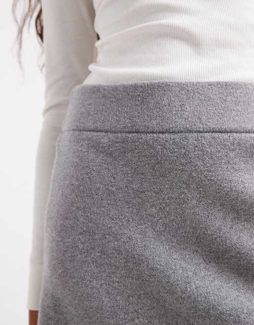 Vero Moda - Mini-jupe virevoltante en maille - Gris chiné, 3 de 5