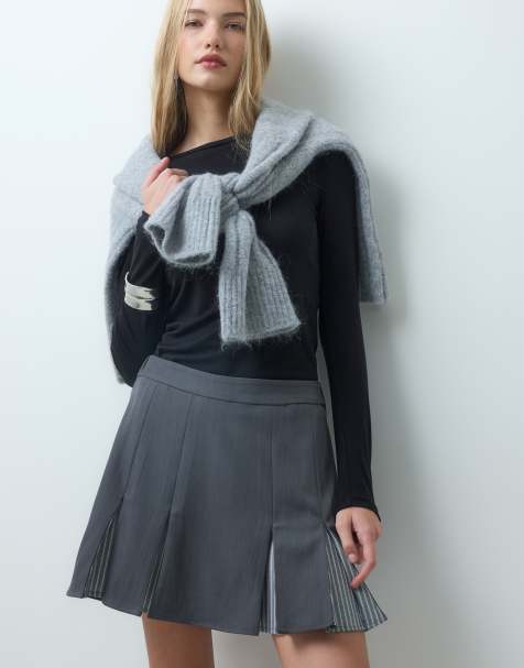 Vero Moda - minifalda plisada de talle alto en gris - view 1