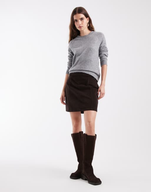 Vero Moda minigonna a vita alta in tessuto a coste marrone cioccolato, 3 di 5