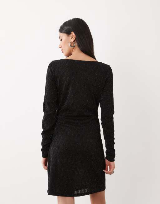 Vero Moda miniklänning med långa ärmar och glitterdetalj i svart, 4 av 4