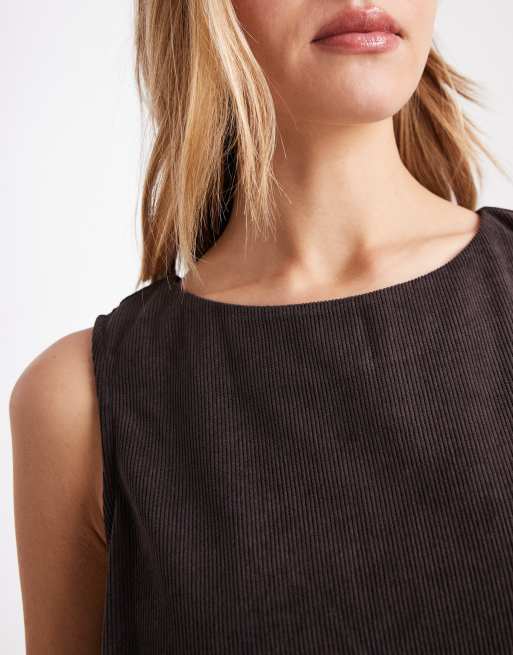 Vero Moda – Minikleid aus weichem Feincord in Schokobraun, 3 von 4