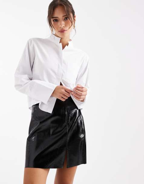 Vero Moda – Minirock aus Vinyl-Kunstleder in Schwarz mit kleinem Schlitz - view 1