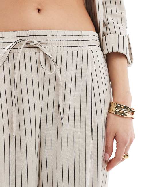 Vero Moda mix and match linen touch wide leg trouser co-ord in cream stripe, 5 of 5