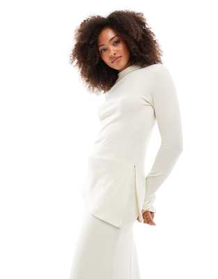 Vero Moda Mix And Match Supersoft Side Split Top In Cream Melange-White