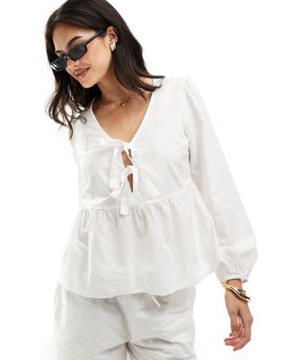 mix and match tie front blouse in white