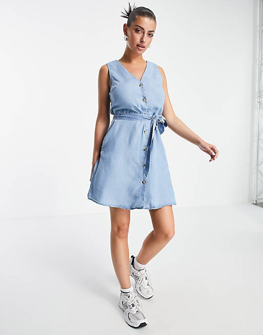 Vero Moda - Mouwloze mini jurk met riem in blauw