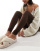 Thumbnail 1 van 5