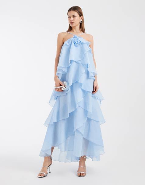 Vero Moda – Neckholder-Maxikleid aus Chiffon in Blau mit Knitterstruktur, Blumendetail und Rüschen - view 1
