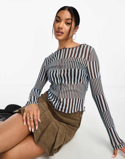 Vero Moda – Netzstoff-Oberteil mit Ziernaht und geometrischem Muster in Braun und Blau 