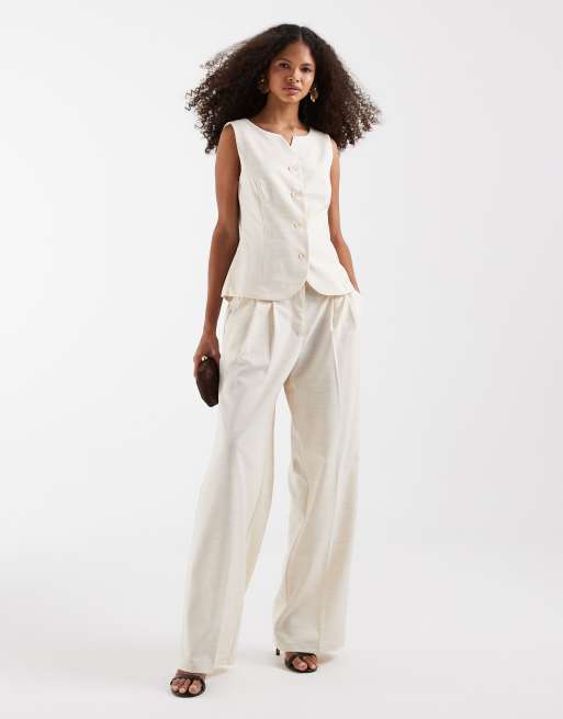 Vero Moda notch neckline detail tailored waistcoat co-ord in cream, 2 of 4