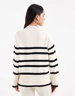 Vero Moda O-neck Sweater In White