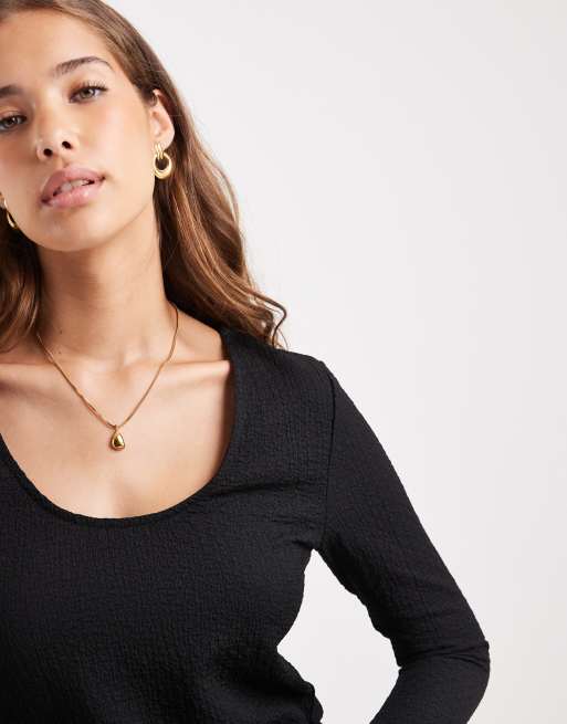 Vero Moda – Oberteil aus strukturiertem Jersey in Schwarz mit Trompetenärmeln, Kombiteil, 4 von 4