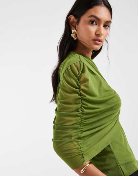 Vero Moda – Oberteil in Grün mit halblangen Ärmeln und Cape-Detail - view 1