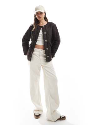 Vero Moda Vero Moda onion quilted short jacket with pockets in chocolate-Brown