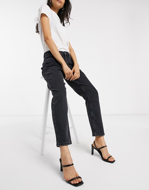 Vero Moda cotton straight leg jeans in black - BLACK