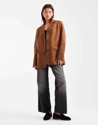 Vero Moda - Oversize-Blazer aus Wildlederimitat in Kamelbraun-Neutral