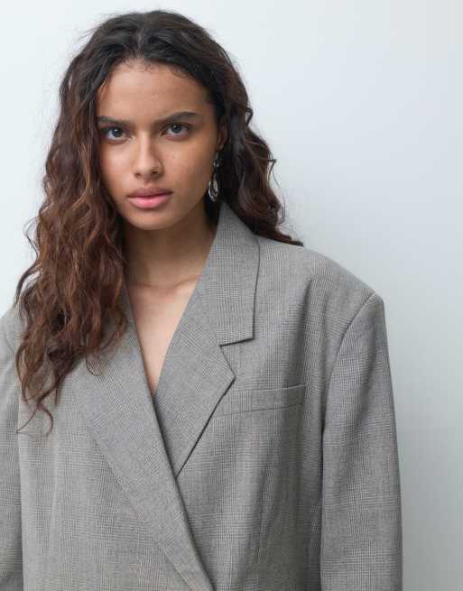 Vero Moda oversize check blazer with slit detail in neutral, 2 of 4