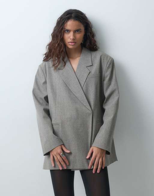 Vero Moda oversize check blazer with slit detail in neutral, 3 of 4