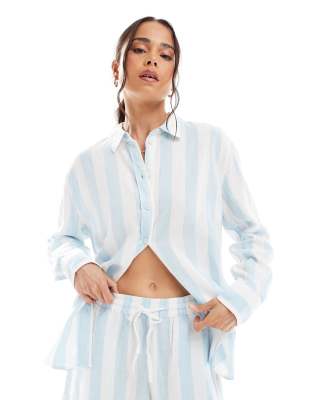 Vero Moda - Oversize-Hemd in Pastellblau gestreift mit Leinenanteil, Kombiteil