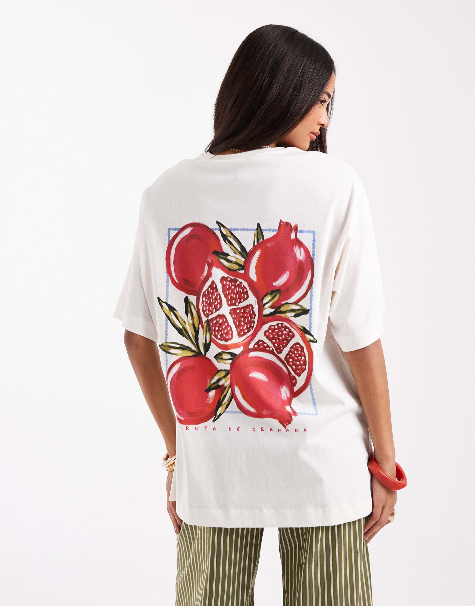vero moda oversized boyfriend fit 'fruta da granada' graphic tee in yellow