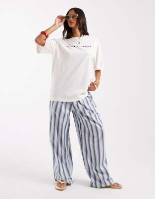 Vero Moda Oversized Boyfriend Fit 'fruta De Papaya' Graphic Tee In Yellow