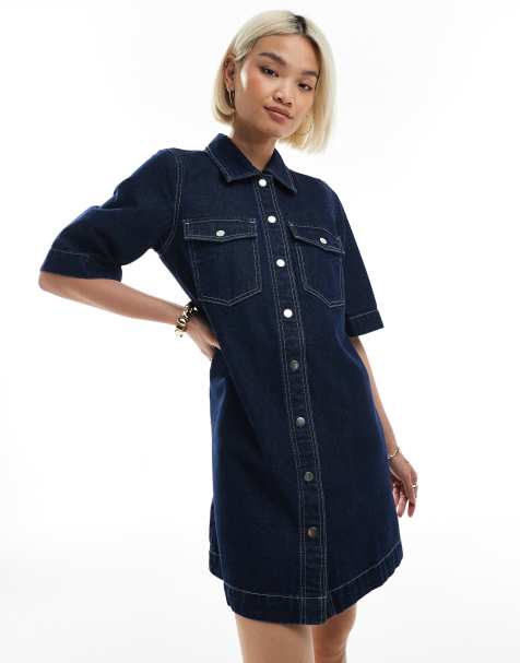 Vero Moda - Oversized denim jurk met korte mouwen en knoopsluiting aan de voorkant in donkerblauwe wassing - view 1