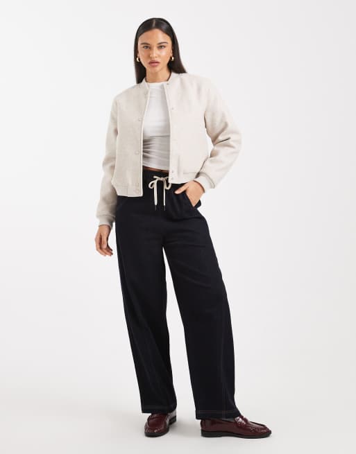 Vero Moda oversized felted bomber jacket in oatmeal , 4 of 4