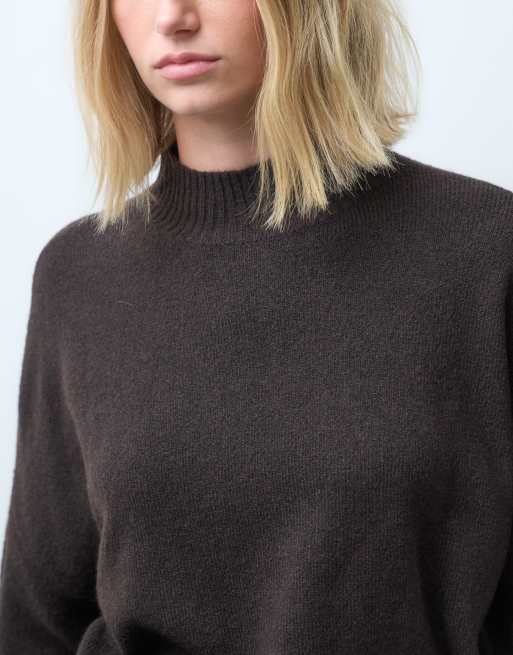 Vero Moda oversized funnel neck jumper in chocolate brown, 2 of 4