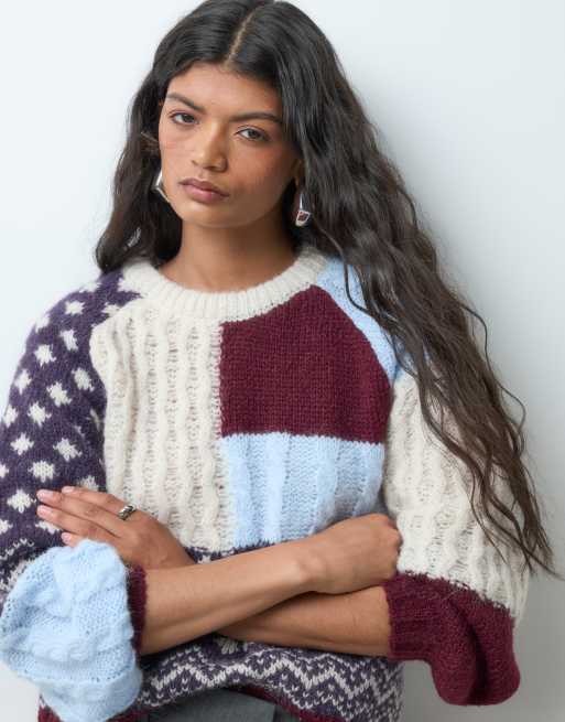Vero Moda oversized grob gestrickter Patchwork-Pullover in Burgunderrot und Hellblau, 3 von 5