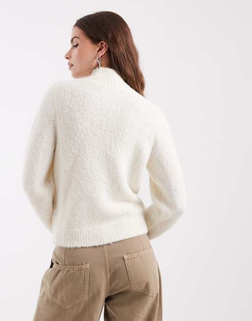 Vero Moda oversized high neck soft knit jumper in cream, 4 of 4