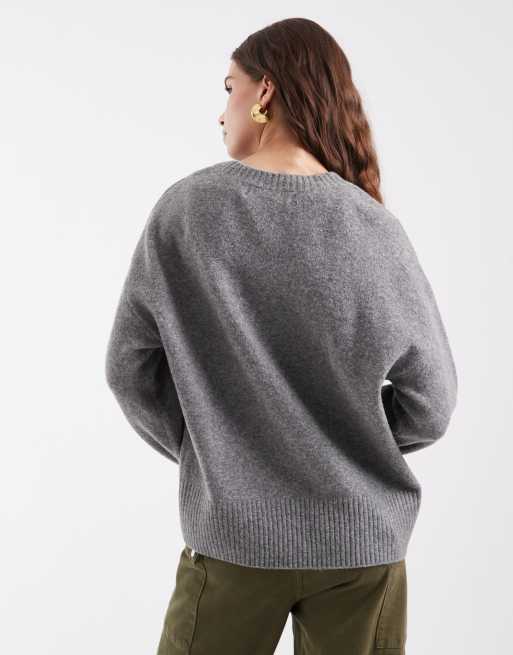 Vero Moda oversized knitted o-neck jumper in medium grey melange, 4 of 4