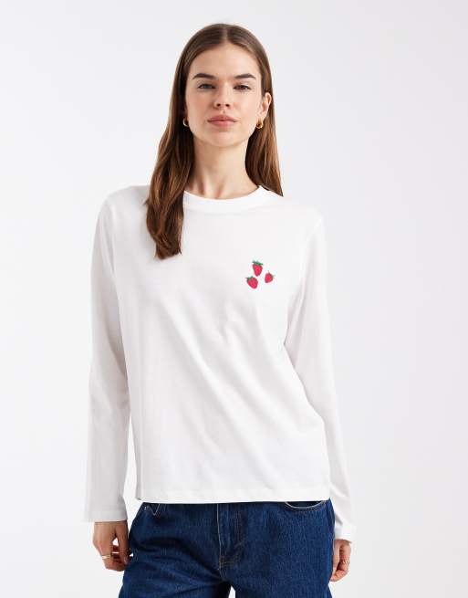 Vero Moda oversized long sleeve t-shirt with checkerboard strawberry back graphic in white, 4 of 4