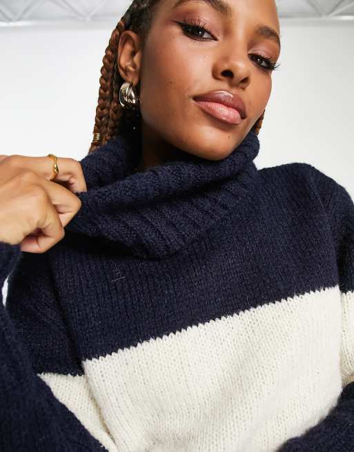 Oversized roll neck outlet jumper