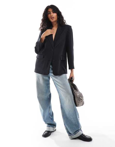 Vero Moda oversized sharp shoulder boyfriend blazer in black - view 1