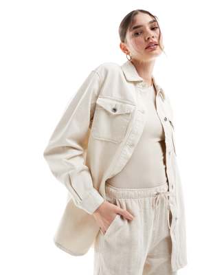 oversized shirt jacket in ecru denim-Neutral