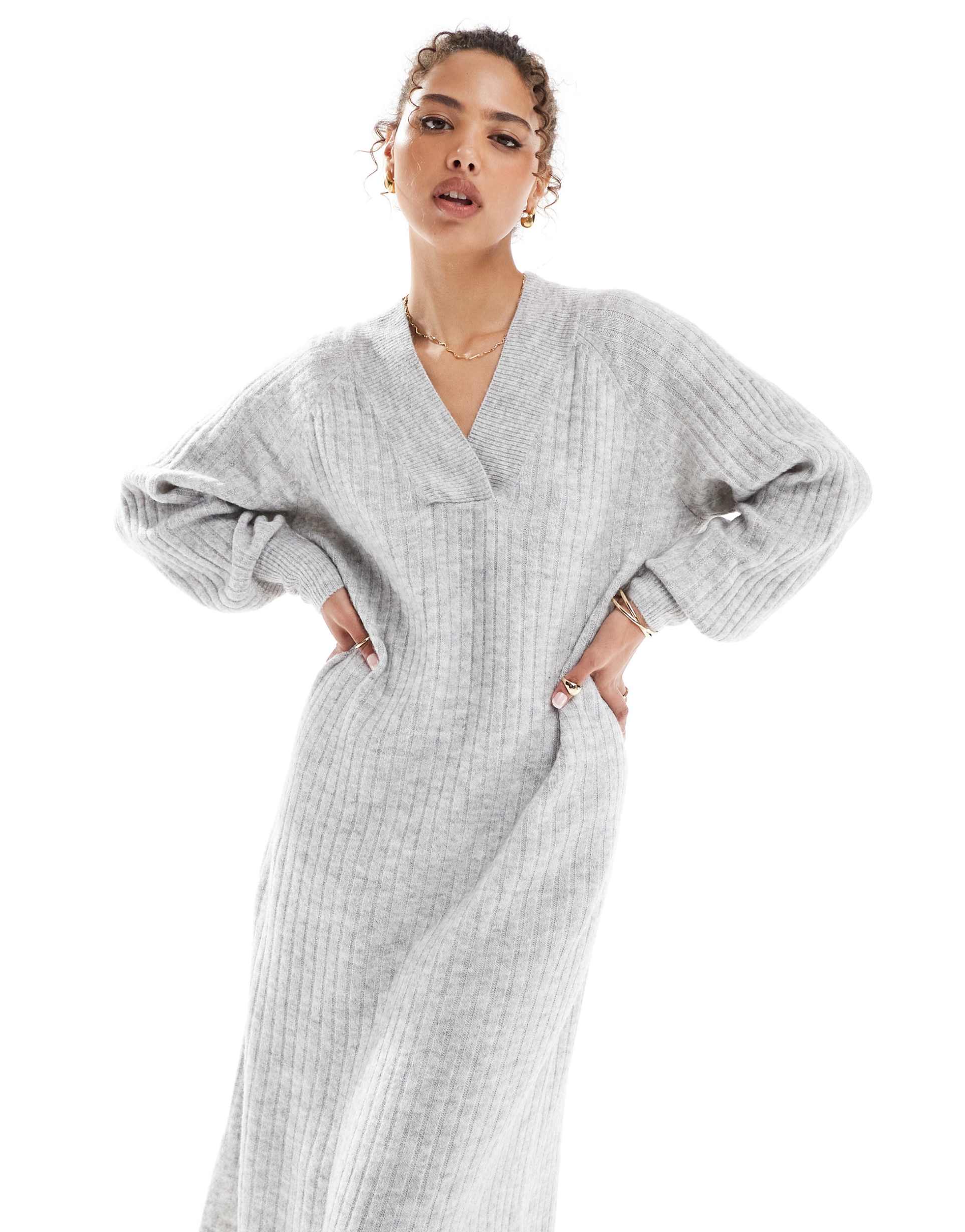 vero moda oversized soft ribbed sweater dress in light gray melange