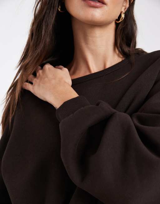 Vero Moda oversized sweatshirt met ronde hals in chocoladebruin, 3 van 4