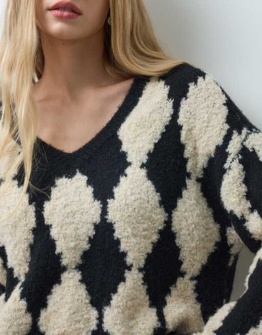 Vero Moda oversized textured v neck jumper black and white check, 2 of 4