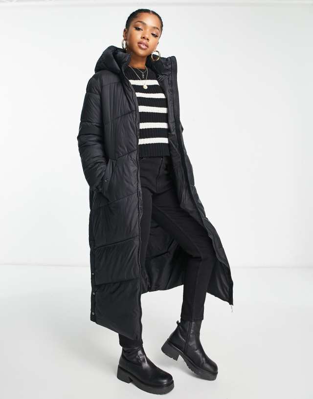 Vero Moda - padded maxi coat with hood in black