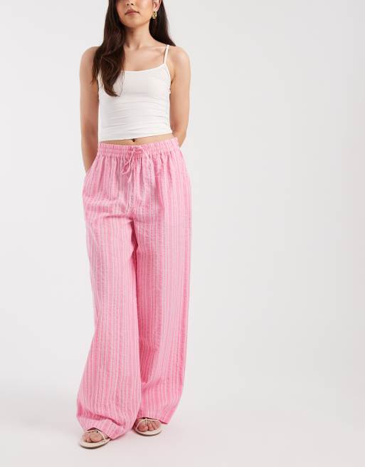 Vero Moda - Pantalon ample en crépon de coton à rayures et taille nouée - Rose, 2 de 5