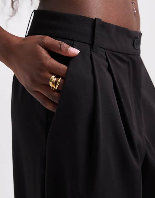 Vero Moda pantalon de costume très large à plis sur le devant en noir, 3 de 5