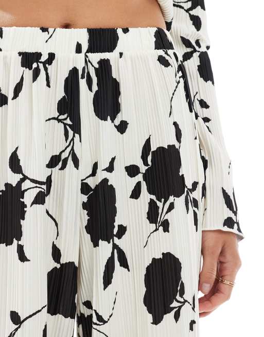Vero Moda - Pantalon d'ensemble plissé coupe ample à imprimé fleurs - Blanc et noir, 4 de 5