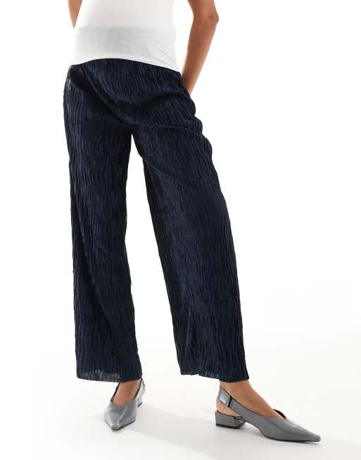 Vero Moda - Pantalon large de grossesse plissé texturé - Marine, 3 de 5