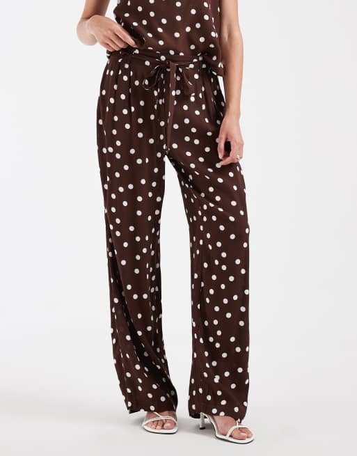 Vero Moda - Pantalon large d'ensemble en tissu à pois - Chocolat et blanc, 2 de 5