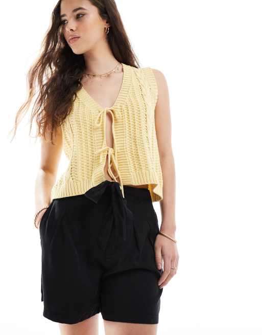 Vero Moda - Pantaloncini ampi neri a vita alta con lacci, 4 di 5