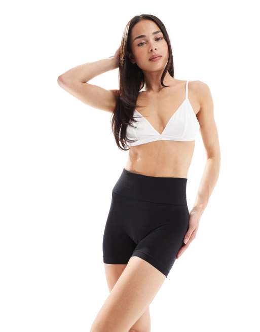 Vero Moda Pantaloncini neri modellanti senza cuciture ASOS