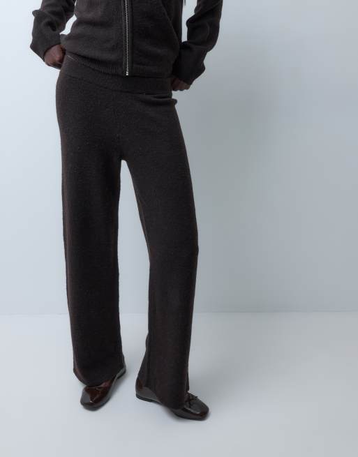 Vero Moda pantalones de punto de pernera ancha, parte de un conjunto, en marrón chocolate jaspeado, 2 de 5