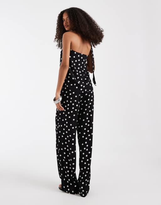Vero Moda - Pantalones negros de pernera ancha con estampado de lunares blancos de tejido liso (parte de un conjunto), 4 de 5