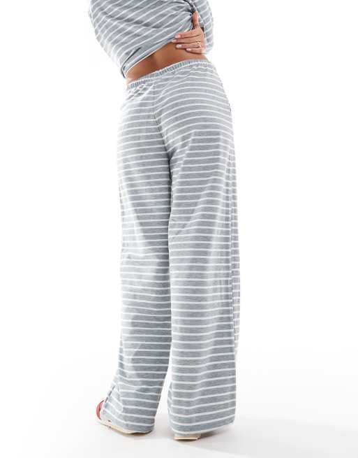 Vero Moda - Pantaloni a fondo ampio in jersey grigio a righe in coordinato, 5 di 5